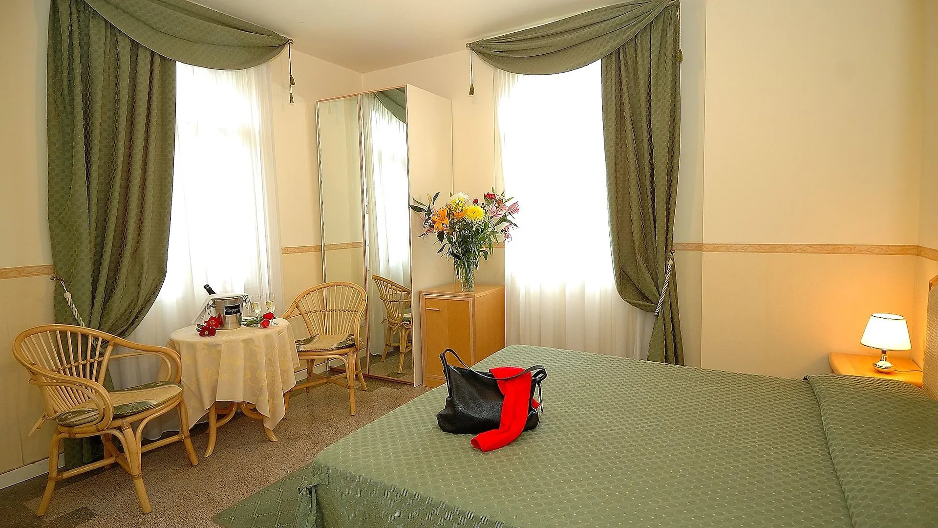 Villa Angelica Lido di Venezia 3*,